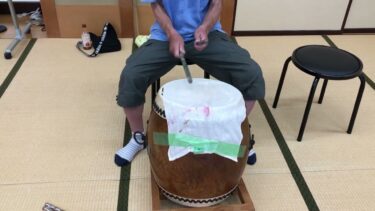 行進曲①番目の太鼓　正面